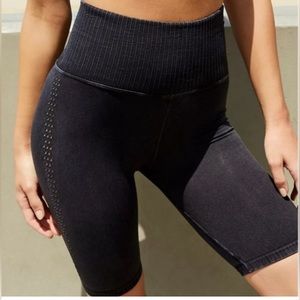 NWT FREE PEOPLE Good Karma Bike Shorts in black/noir Size XS/S